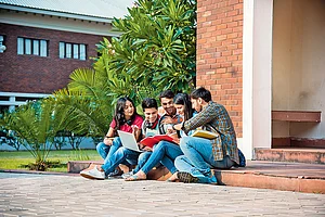 Choosing The Right University