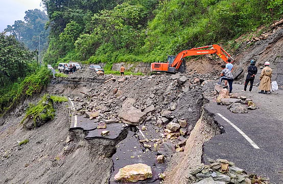 Karnataka: 7 People Including Family Of 5 Feared Dead Due To Massive Landslide In Shirur