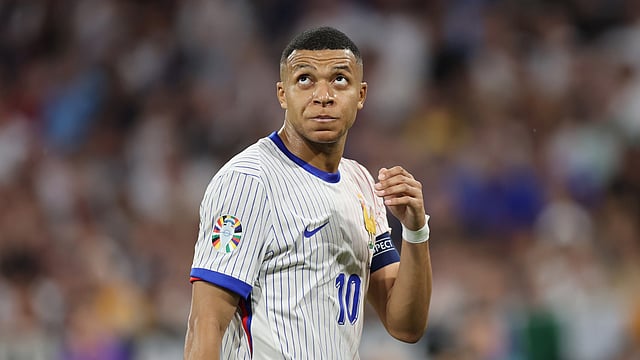 Kylian Mbappe: French Star Gets Real Madrid's No.9 Shirt As Official Unveiling Confirmed