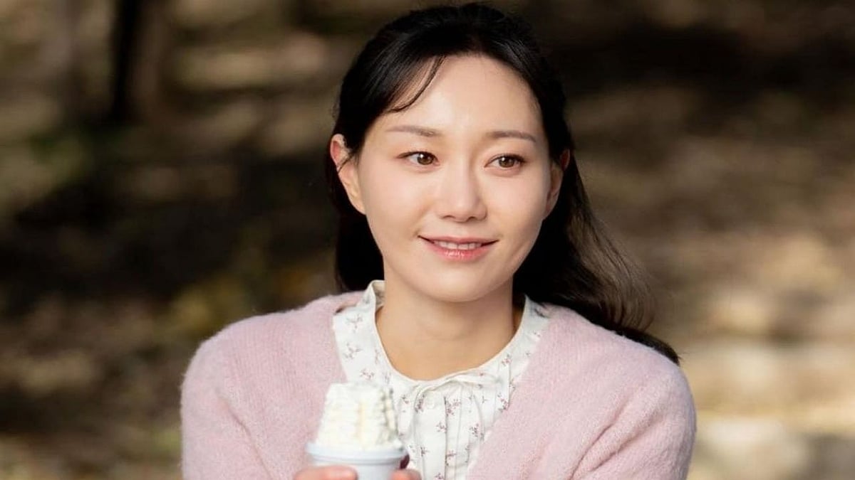 Instagram : Lee Yoo Young is married and pregnant