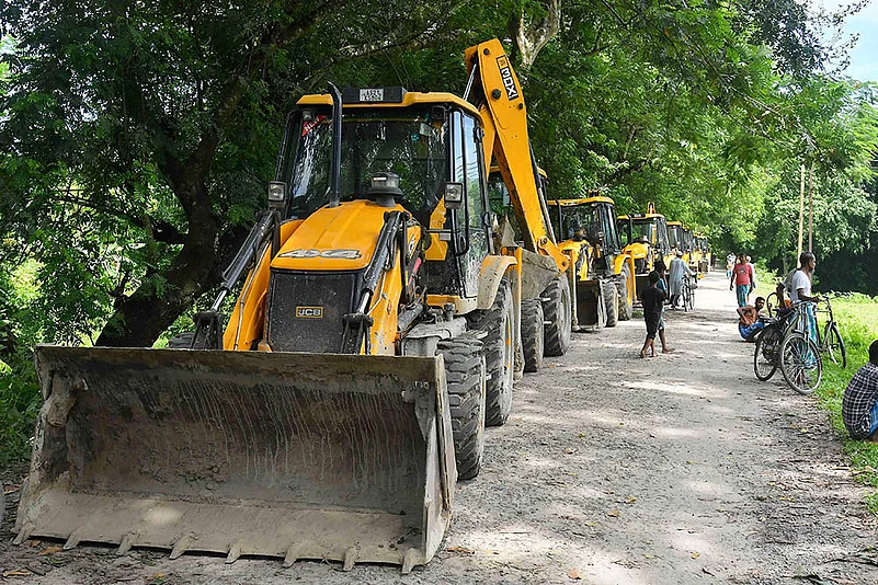 Operation to catch tiger at Dhing in Nagaon district of Assam