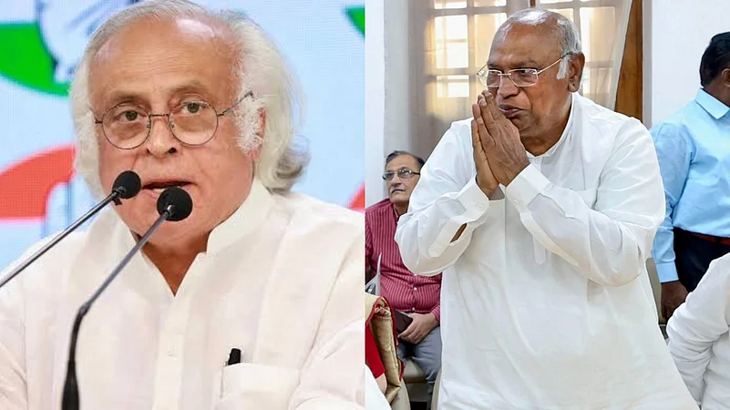 Congress leaders Jairam Ramesh and Mallikarjun Kharge |