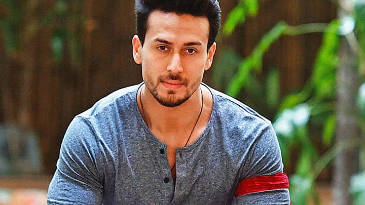 Facebook : Tiger Shroff