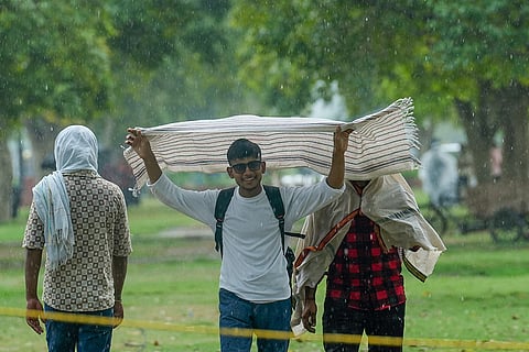 Weather: Rain in Delhi