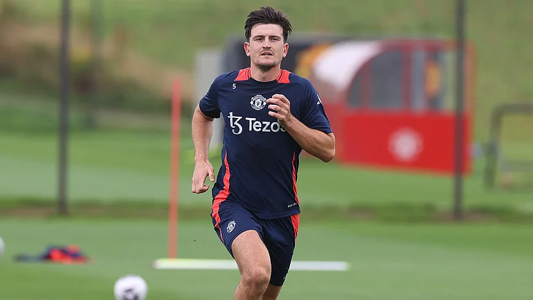 Harry Maguire in pre-season training with Manchester United - null