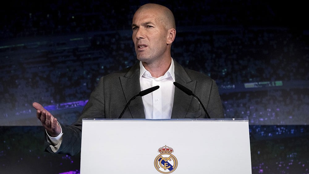 File : Former French footballer Zinedine Zidane could light the Paris 2024 Olympics cauldron.