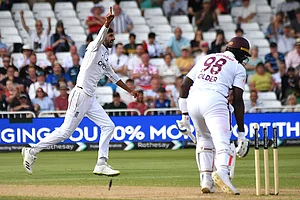 Photo: AP/Rui Vieira : England's Shoaib Bashir