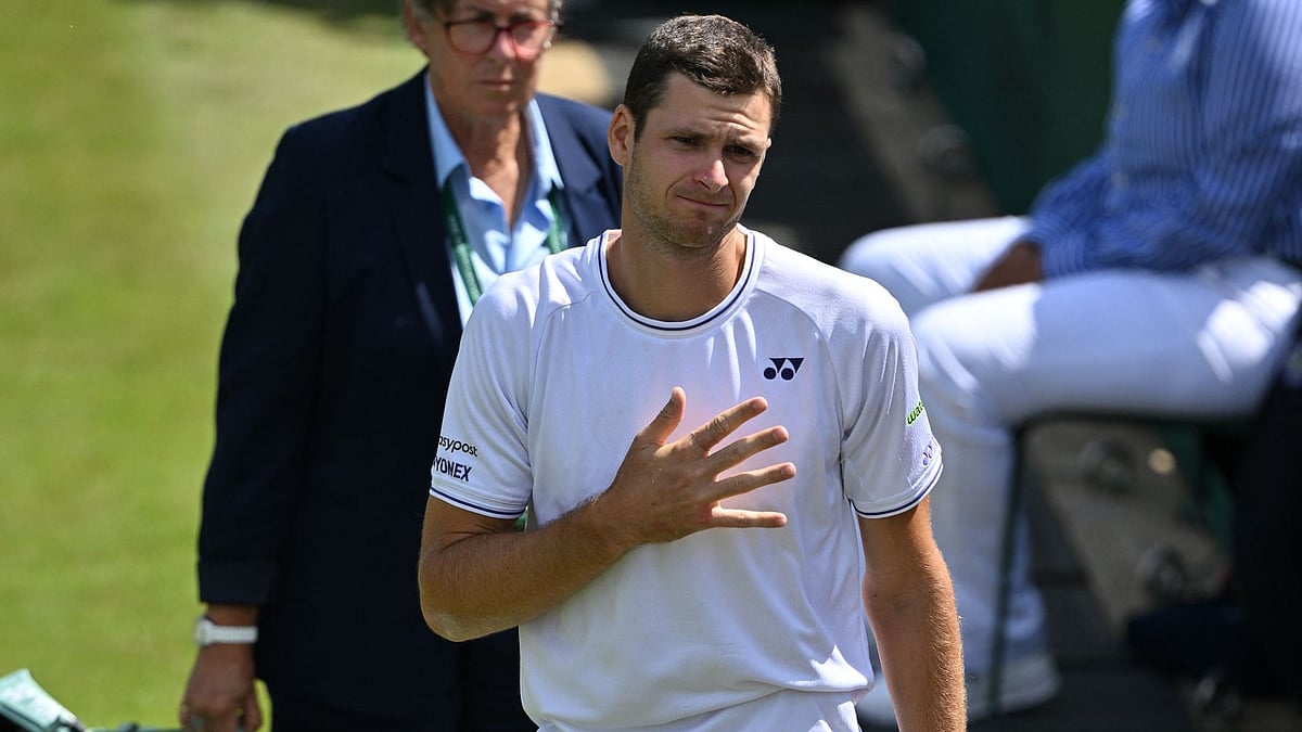 Hurkacz was unable to continue against Fils