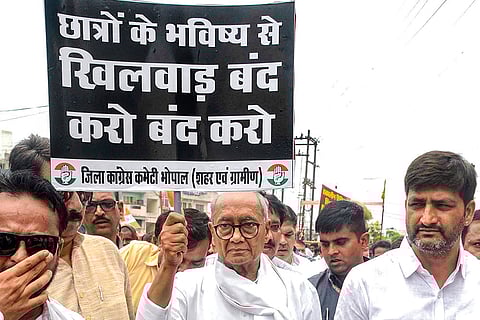 Digvijaya Singh at protest