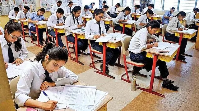 CBSE Biannual Exams: Edu Board Brainstorms Over 'When' And 'How' | Details Inside