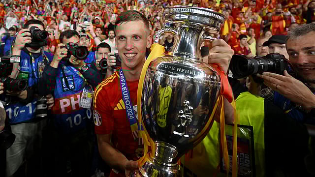 Dani Olmo Returns To Barcelona After Decade Away