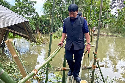 Atul Bora visits flood affeected areas
