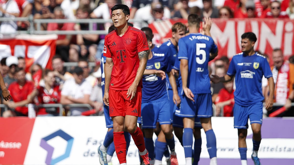 Kim looks on against Duren