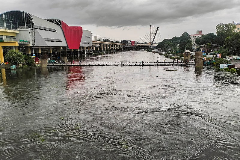 Floods after monsoon Rain in Pune_8