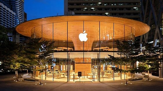 Apple Reaches First Unionized Store Deal In the US, Needs Employee Approvals 