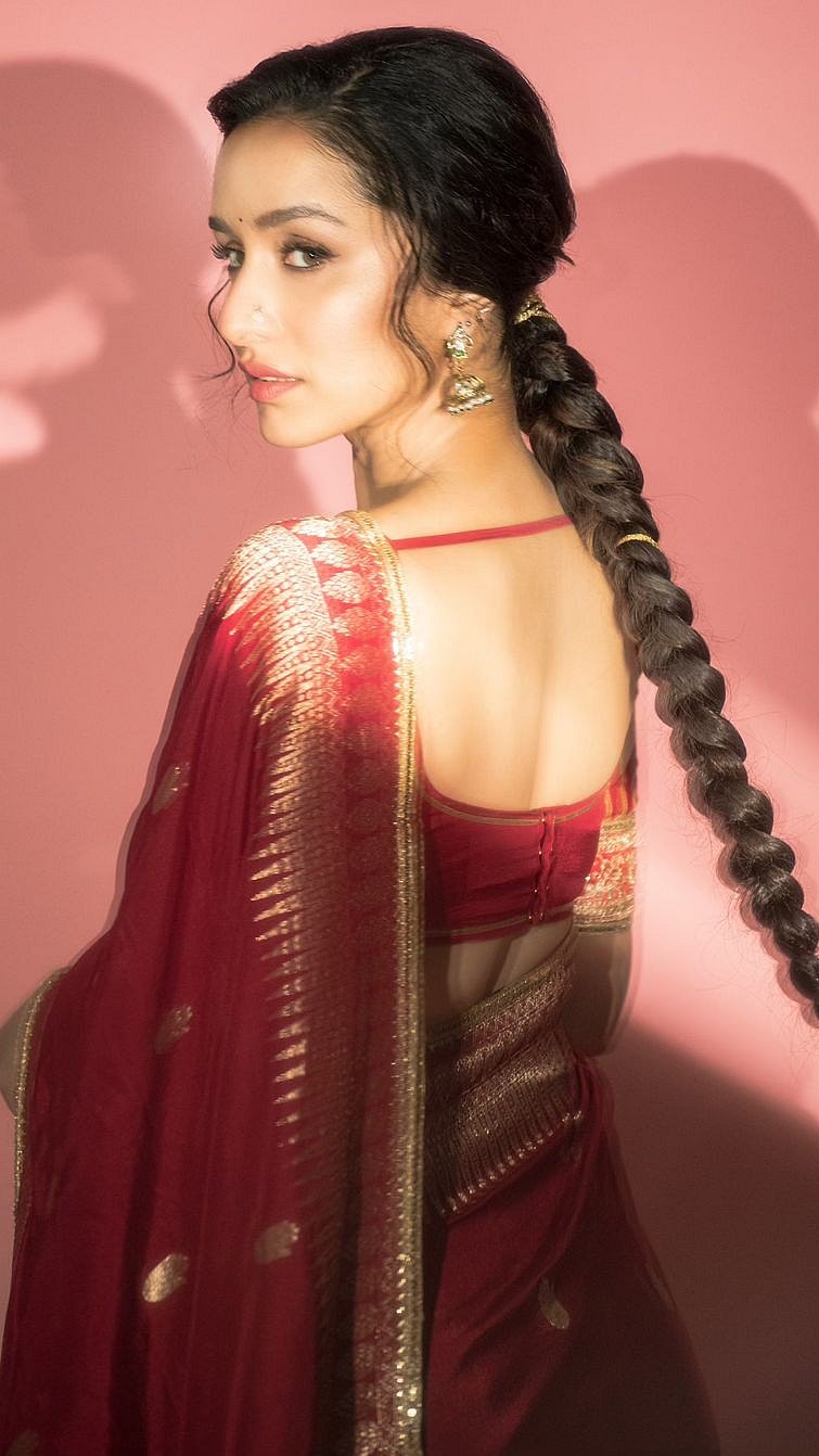 Instagram : Shraddha Kapoor's looks in red for 'Stree 2' promotions