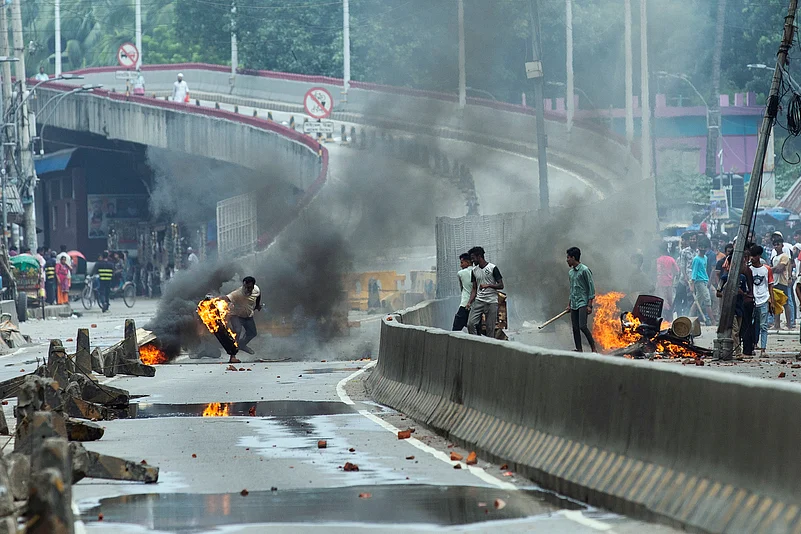 Bangladesh violence protest sheikh hasina