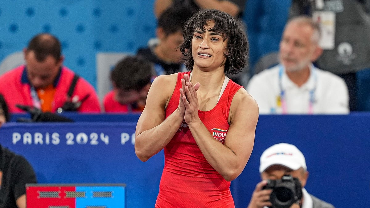 Vinesh phogat disqualified 100 grams overweight paris olympics wrestling