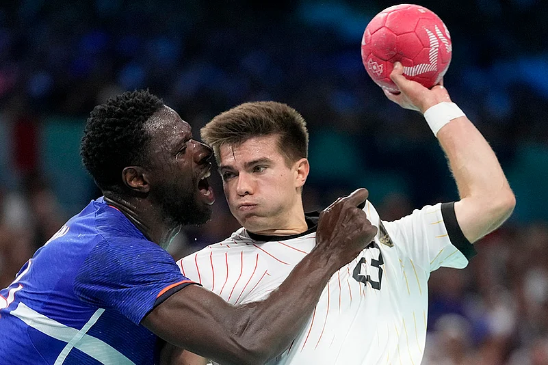 2024 Paris Olympics Day 12 Photo gallery_Handball quarterfinal match Germany vs France