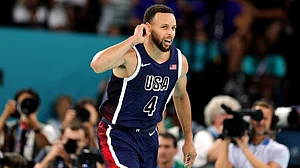 Stephen Curry had a game-high 36 points in the United States' win