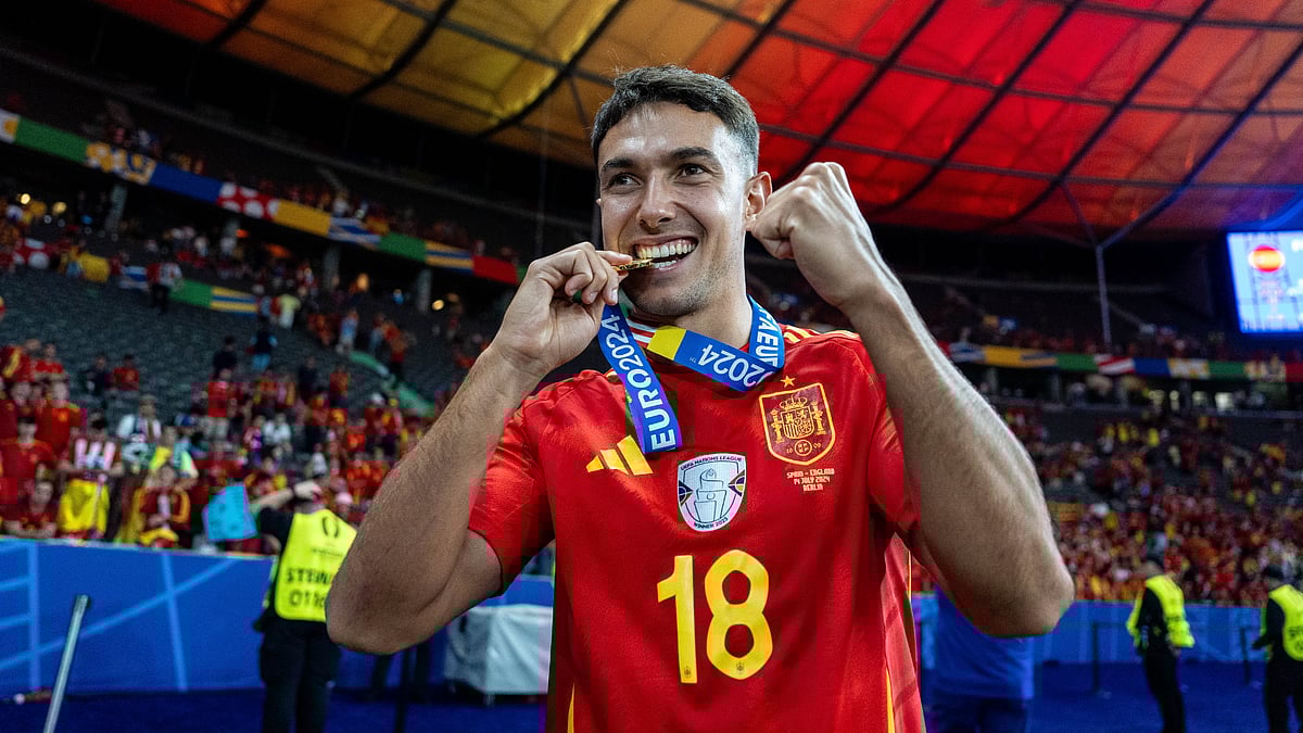 Martin Zubimendi celebrates Euro 2024 win with Spain