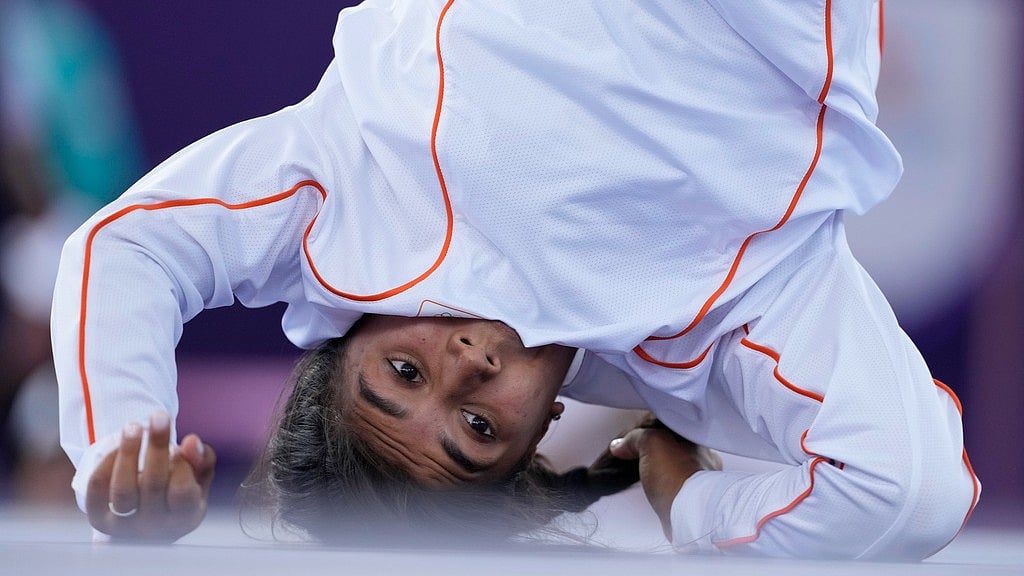AP/Frank Franklin : Netherland's India Sardjoe, known as B-Girl India, competes during the Round Robin Battle at the breaking competition at La Concorde Urban Park at the 2024 Summer Olympics, Friday, Aug. 9, 2024, in Paris, France.