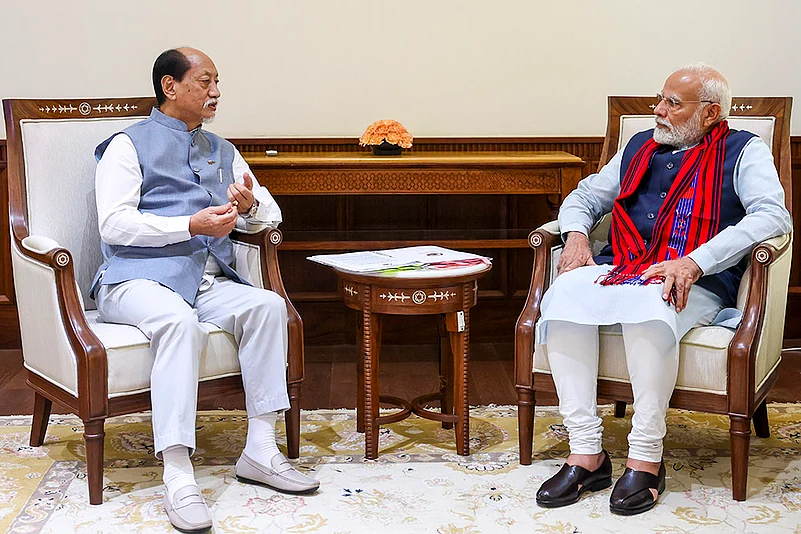 PM Modi meets Nagaland CM Neiphiu Rio