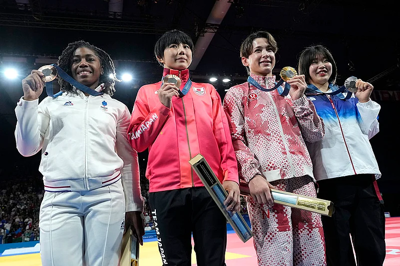 2024 Paris Olympics Judo Medal winners_womens -57kg event in team judo competition
