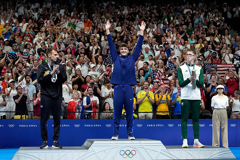 2024 Paris Olympics swimming medalists_mens 1500-meter freestyle