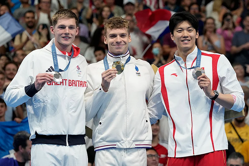 2024 Paris Olympics swimming medalists_mens 200-meter individual medley