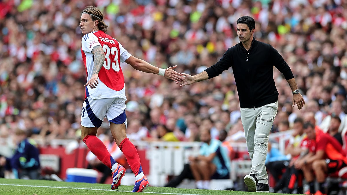 Riccardo Calafiori-and-mikel-arteta-arsenal