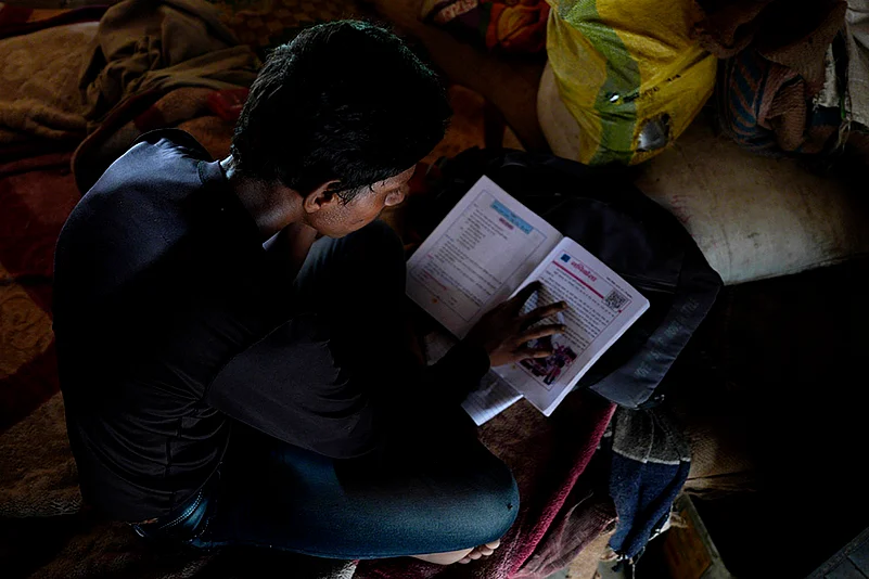 Deepak resident of Bishanpur Kamdev village worked as a Bonded labour