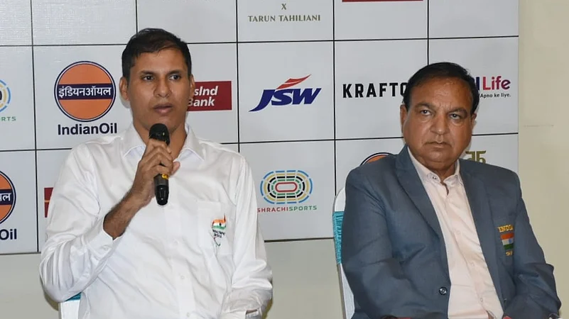 devendra-jhajharia-pci-president-paris-paralympics