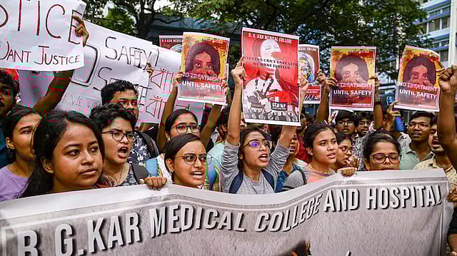 Kolkata Doctor Rape: Massive Night Protest By Women Across Bengal And Beyond