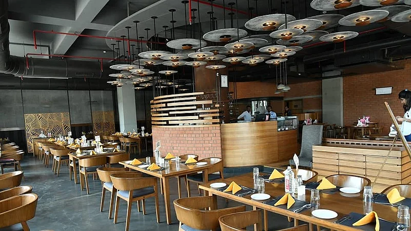 Silver Leaf Bistro Restaurant