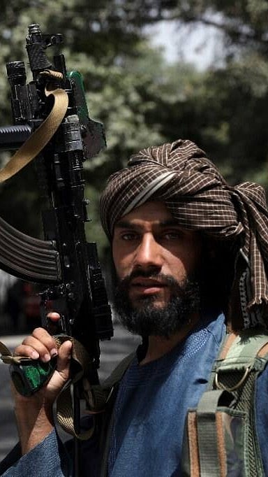 AP : A Taliban fighter in Afghanistan capital Kabul  