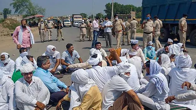 Farmers block highway in Haryana.(File photo-Representational image)