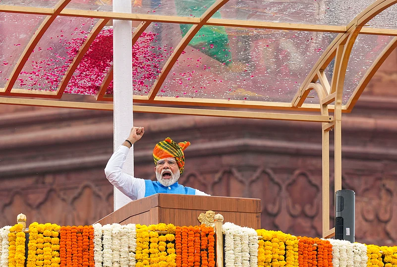 PM Modi at I-Day event at Red Fort |