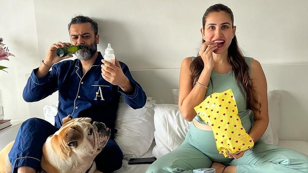 Instagram : Sonnalli Seygall announces pregnancy