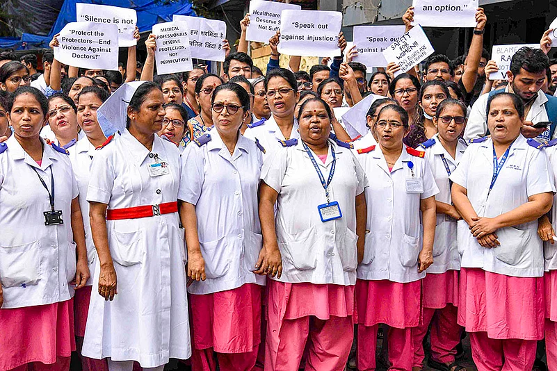 Nursing staff of Nair Hospital stage a protest against Kolkata doctor rape and murder. in Mumbai