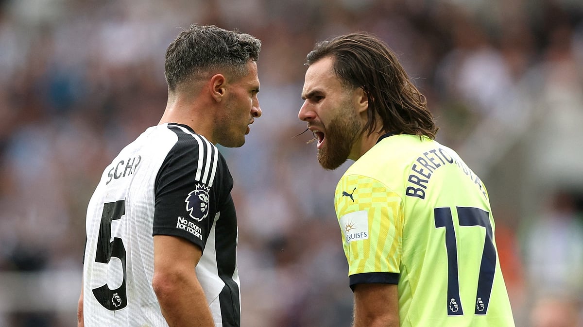 Fabian Schar and  exchanges heating moment during Newcastle vs Southampton Premier League opening match.  - X | Premier League 