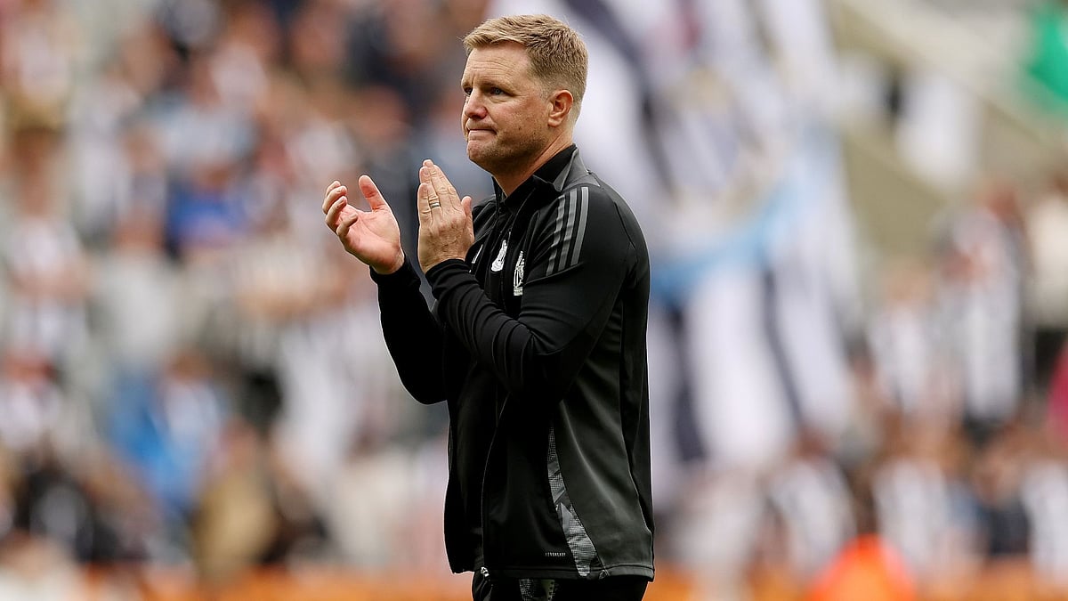 Howe applauds Newcastle's supporters - null