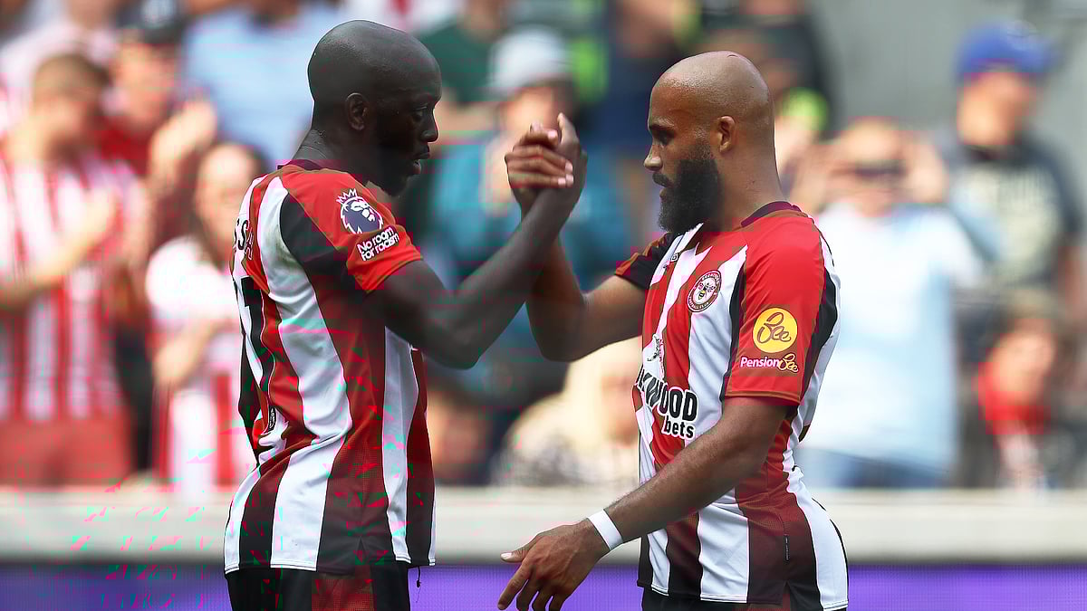 Yoane Wissa celebrates with Bryan Mbeumo after scoring versus Crystal Palace