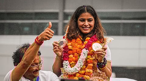 Manu Bhaker, Jaspal Rana