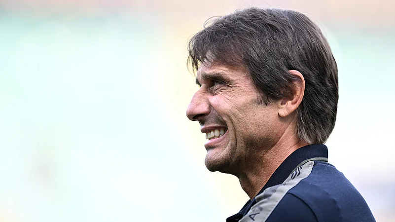 Antonio Conte during Serie A game against Verona