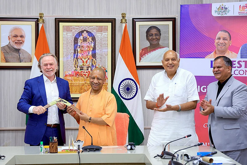 Yogi Adityanath meets Australias High Commissioner to India Philip Green OAM