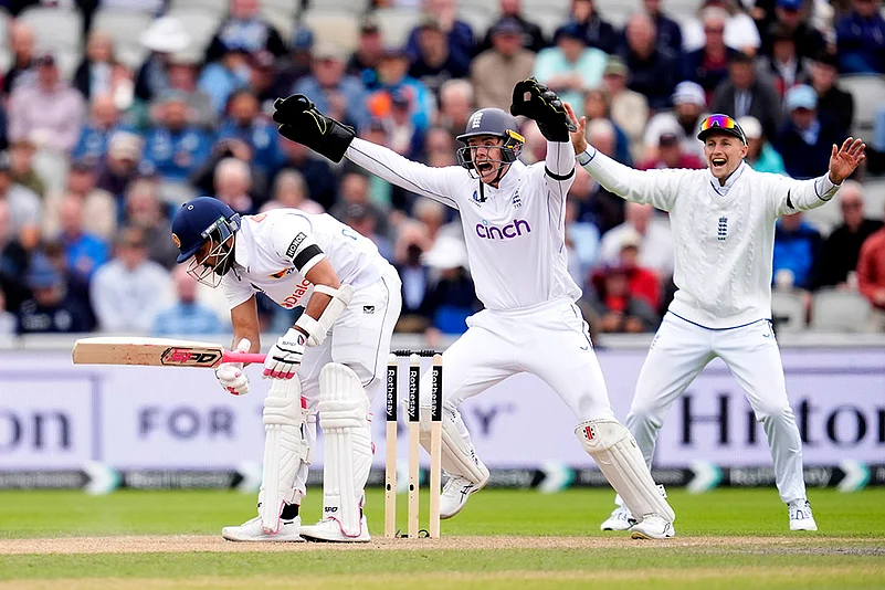 England and Sri Lanka 1st Cricket Test Day 1_Sri Lankas Dinesh Chandimal LBW by Shoaib Bashir