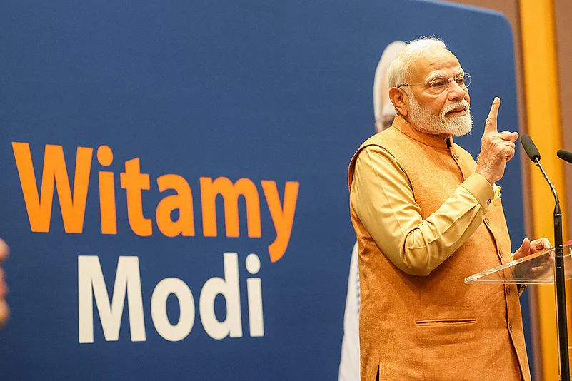 Prime Minister Narendra Modi addresses Indian community in Warsaw