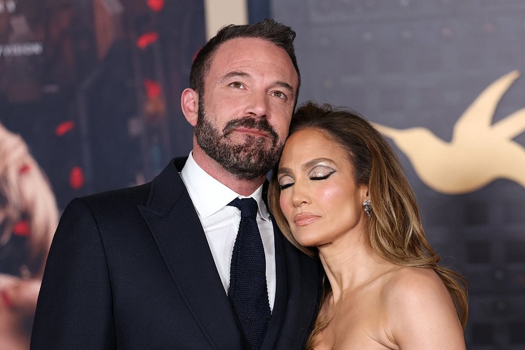 Ben Affleck And Jennifer Lopez  - X