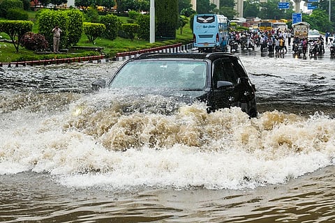 Weather: Rains in Delhi